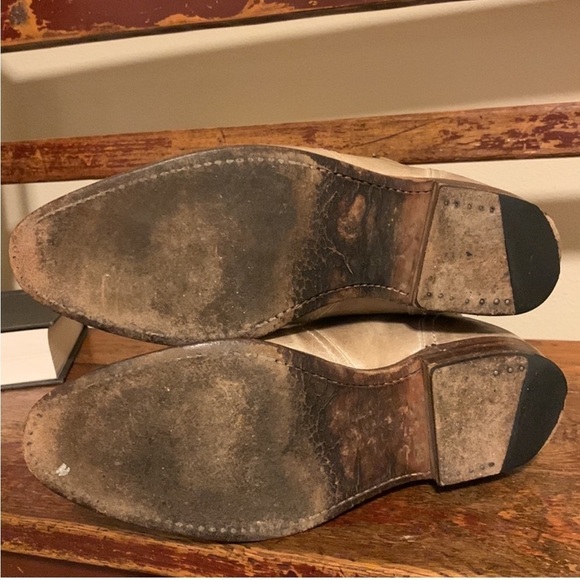 FRYE Dorado Tall Knee High Leather Riding boots Cream Tan Buckle Distressed - Picture 12 of 16